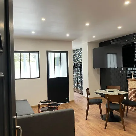 Honore, Veritable Tout A Pied, Plein Centre-ville, Plage A 5min A Pied * Saint-Raphael (Var)