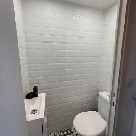 Honore, Veritable Tout A Pied, Plein Centre-ville, Plage A 5min A Pied *