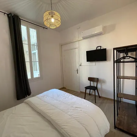 Honore, Veritable Tout A Pied, Plein Centre-ville, Plage A 5min A Pied Saint-Raphael (Var)