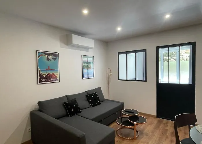 Honore, Veritable Tout A Pied, Plein Centre-ville, Plage A 5min A Pied *