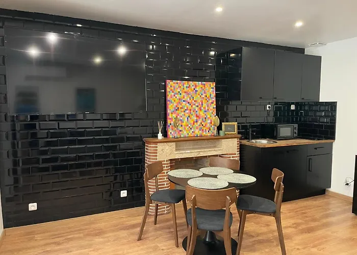 Honore, Veritable Tout A Pied, Plein Centre-ville, Plage A 5min A Pied *