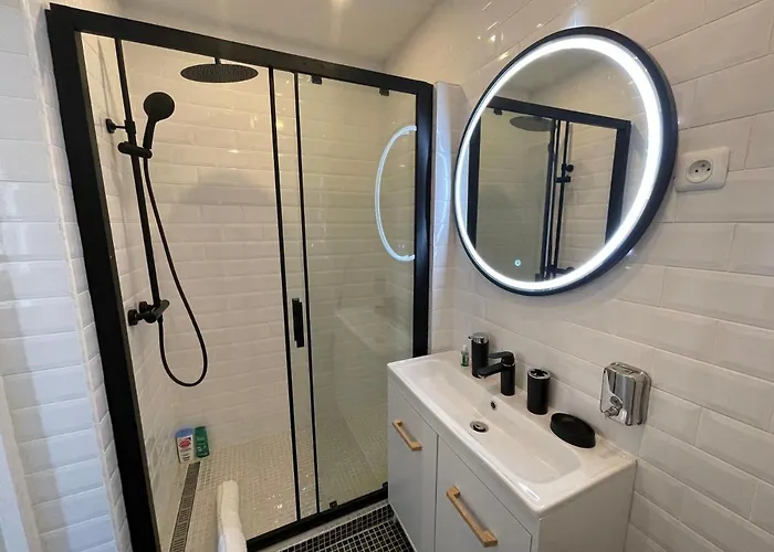 Honore, Veritable Tout A Pied, Plein Centre-ville, Plage A 5min A Pied