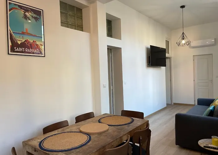 Honore, Veritable Tout A Pied, Plein Centre-ville, Plage A 5min A Pied *