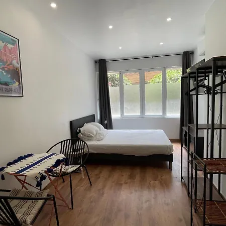 Honore, Veritable Tout A Pied, Plein Centre-ville, Plage A 5min A Pied شقة