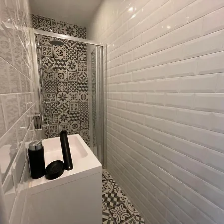 Honore, Veritable Tout A Pied, Plein Centre-ville, Plage A 5min A Pied Saint-Raphaël