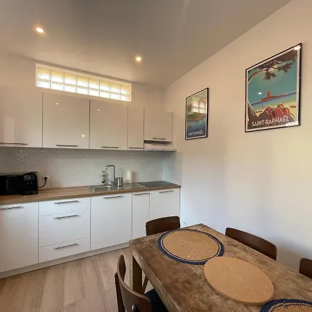 Honore, Véritable Tout à Pied, Plein Centre-ville, Plage à 5min à Pied Appartement *
