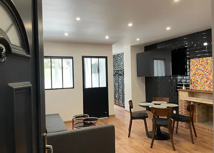 Honore, Veritable Tout A Pied, Plein Centre-ville, Plage A 5min A Pied * Сен-Рафаэль